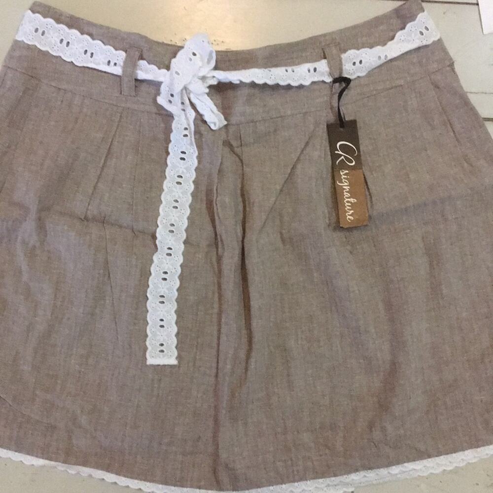 Charlotte Russe Pixie Mini Skirt size 11 Stretch Linen blend Dainty Lace Belt